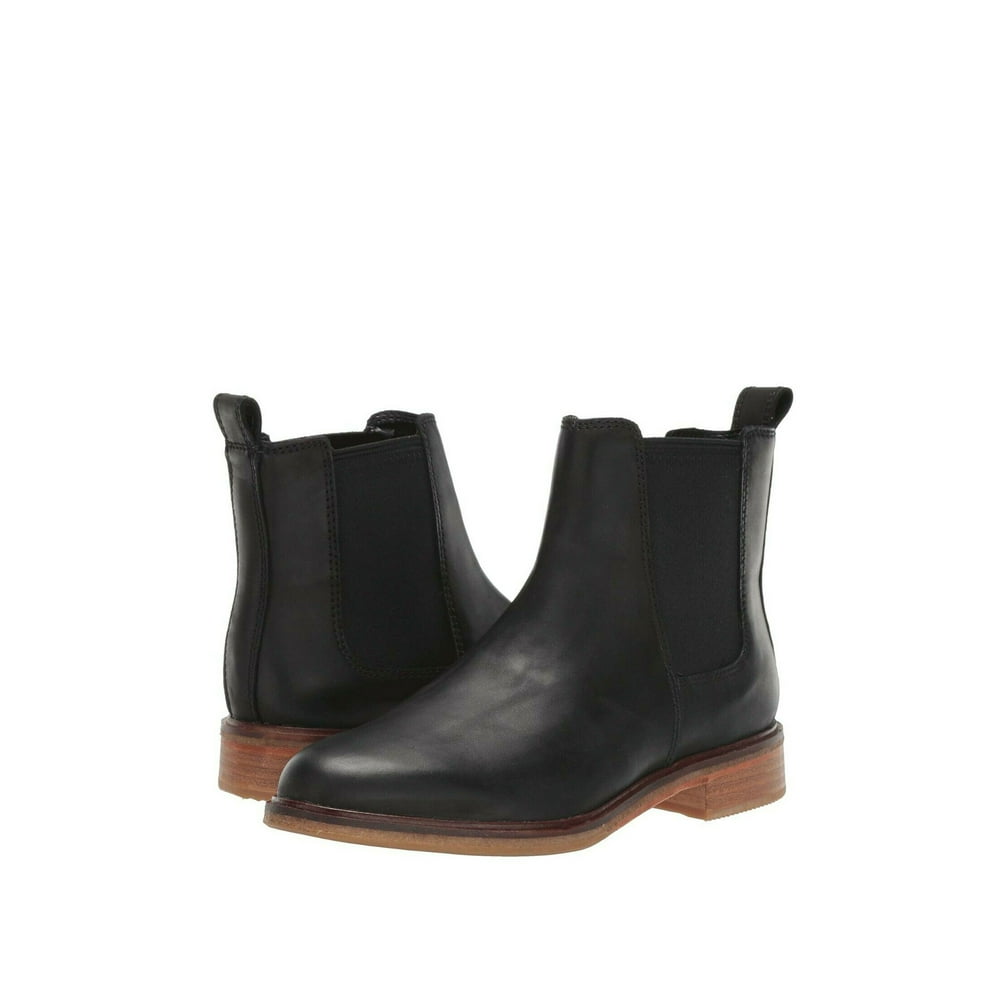 clarks arlo bootie