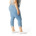 thumbnail image 3 of Levi Strauss Signature Women's and Women's Plus Mid Rise Capri Jeans, 25" Inseam, Sizes 2-28, 3 of 5