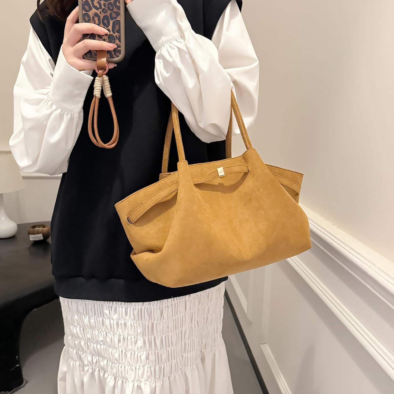 Kwuty Faux Suede Tote Bag for Women, Hobo Handbag Women Vintage Shoulder Bag Purse for Work Office Travel（Brown）