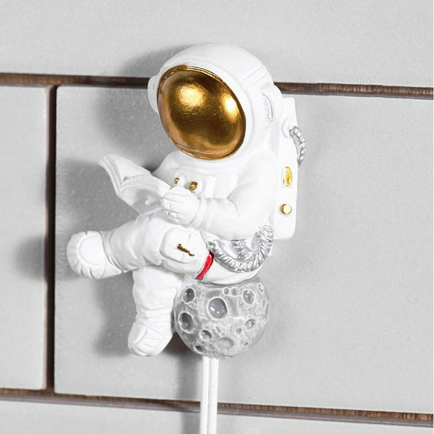 DPTALR Cartoon Resin Astronaut Hook Kitchen Free Punch No Strong Sticky Hook  Home Porch Wall Key Hanger 