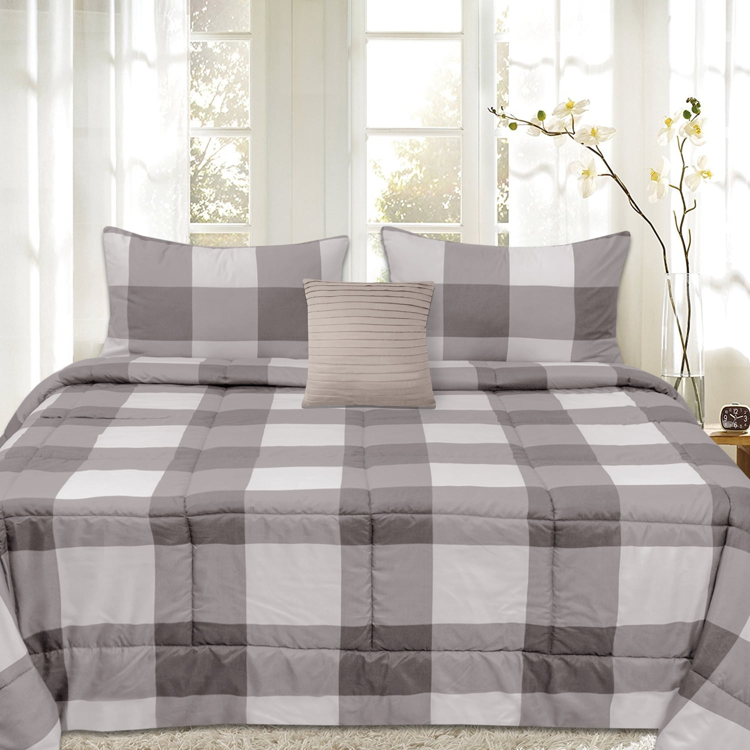 Buffalo Plaid Reversible Down Alternative 4 Piece Comforter Set
