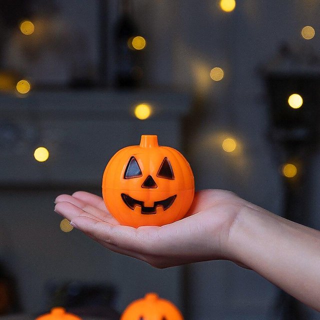 Decoración de Halloween linterna de calabaza pequeña regalo para niños tarro de dulces accesorios de actividades de jardín de infantes que abren calabaza pequeña