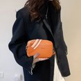 thumbnail image 1 of Bolso Bandolera Bolso bandolera para mujer Bolso de cámara de PU informal Bolsos de mensajero sólidos simples (marrón) Likrtyny Para Estrenar, 1 of 3