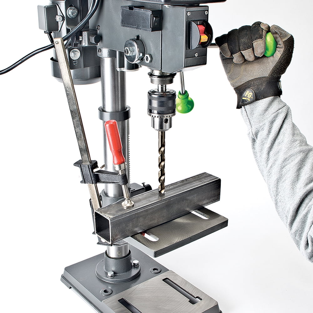 Image of Skil 3320-01 drill on Walmart website