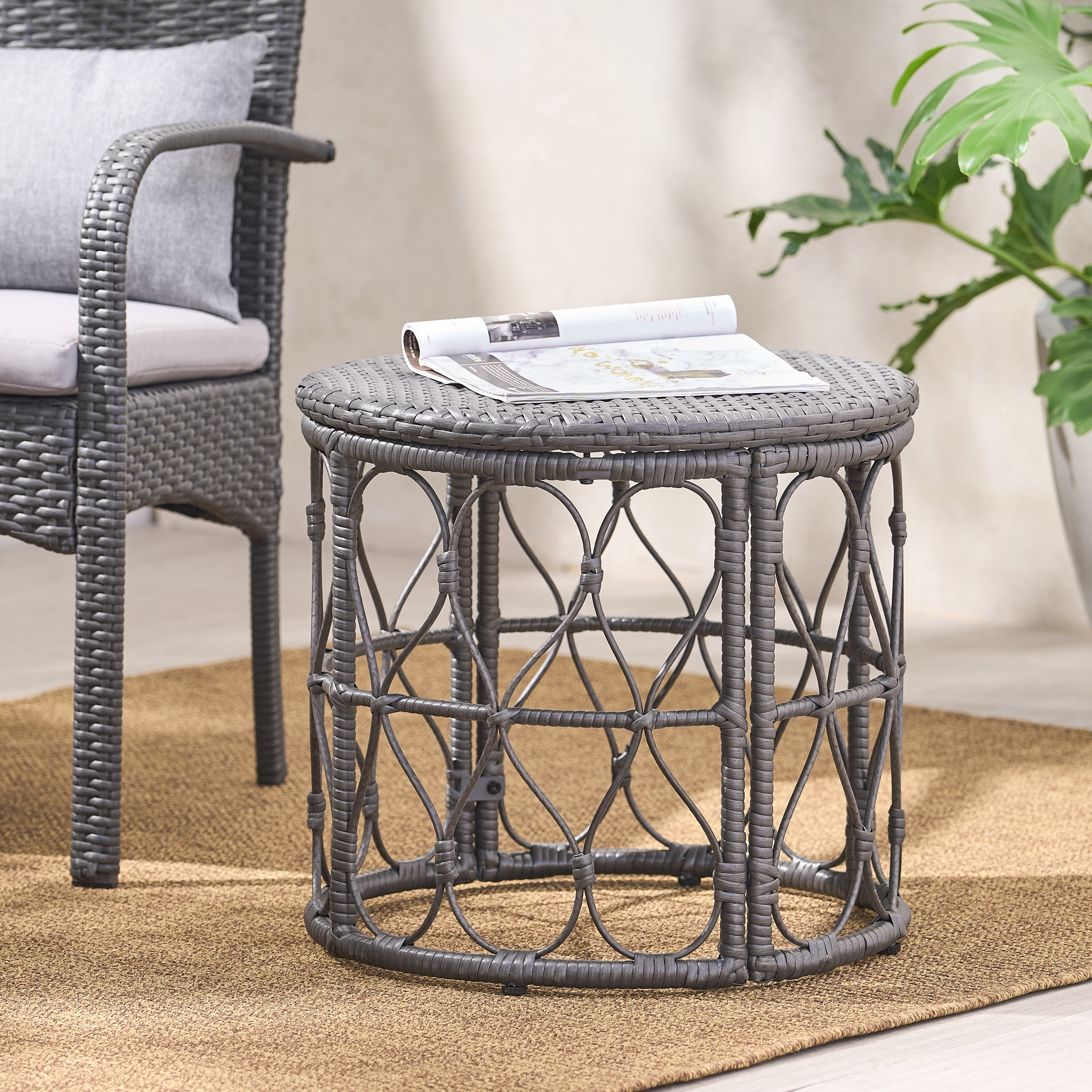 Outdoor Wicker Weave Accent Side Table, Leisure Display Table for Patio Garden, Gray