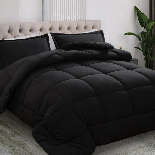 All Season Queen Size Comforter Set Premium GSM Soft Quilted Down Alternative Comforter+ Pillow Shams with Corner TabsMachine Washable Queen( * )