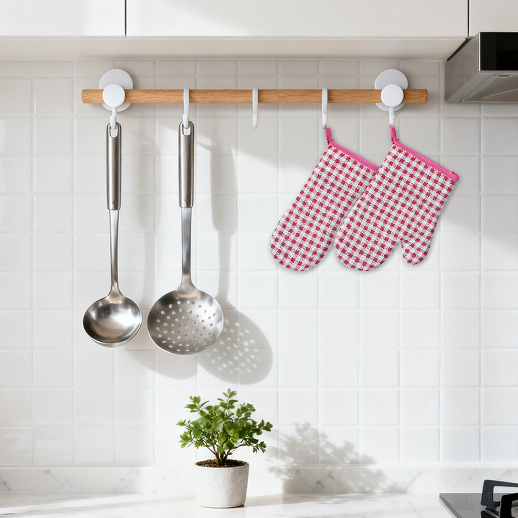 Unique Bargains Oven Mitts Pot Holders Heat Resistant Kitchen Gloves Peach 10.6x7.1nch