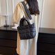 thumbnail image 1 of Bolso de mano para mujer, bolso grande de verano a la moda para las axilas, bolso de hombro sólido (negro), 1 of 6