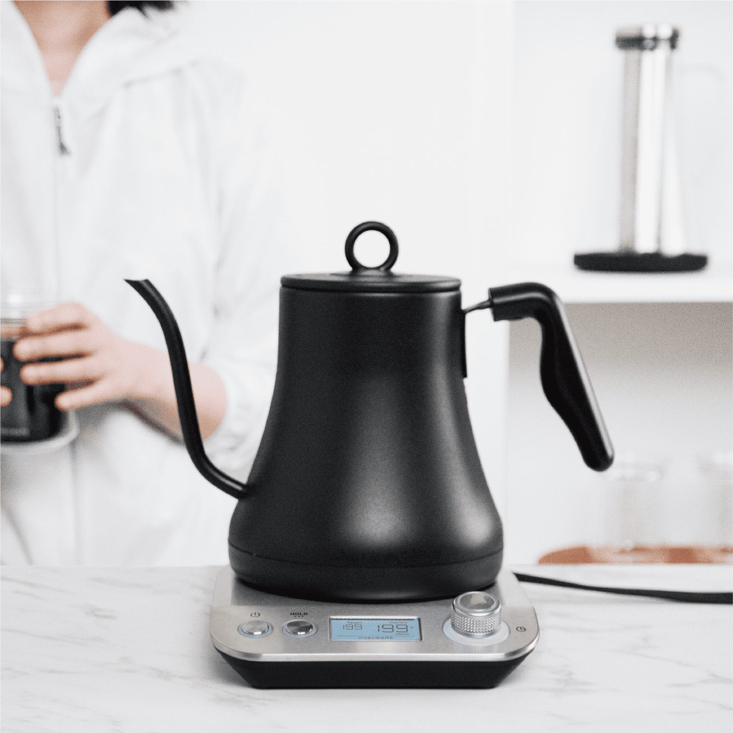 Electric Pour Over Kettle from Ovalware (Matte Black) – JB Peel Coffee