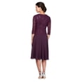 thumbnail image 2 of Vestido Alex Evenings largo a la pantorrilla con corpiño bordado color ciruela, talla 8, 2 of 3