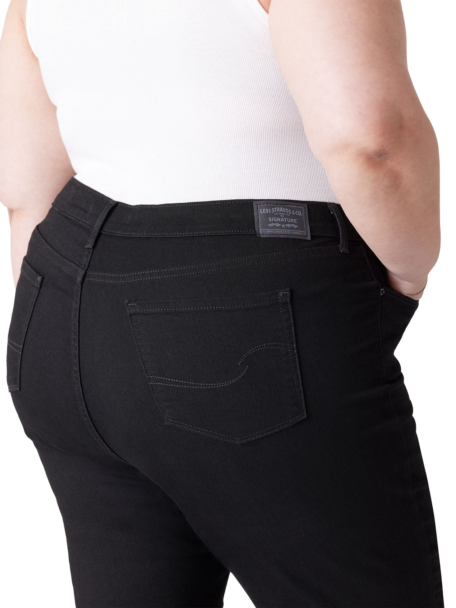 Levi Strauss Signature Women's and Women's Plus Mid Rise Slimming Bootcut Jeans, Sizes 2-26