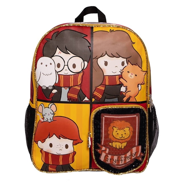Mochila Ruz Harry Potter 182699 con diseño dividido en cuatro cuadros con personajes animados y bufandas rojas y amarillas, compartimento principal amplio para útiles escolares, tirantes acolchados ajustables para comodidad ergonómica y material resistente que soporta uso diario, incluye bolsillo frontal con escudo de Gryffindor, ideal para uso escolar y actividades diarias.