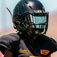 thumbnail image 2 of czcpp-Sports Spinner Oxygen Football Mouthguard - Flux d'Air Supérieur & Meilleure Performance, Protection Maximale & Respirabilité Embout de Football, Compatible avec Appareils Dentaires, 2 of 4