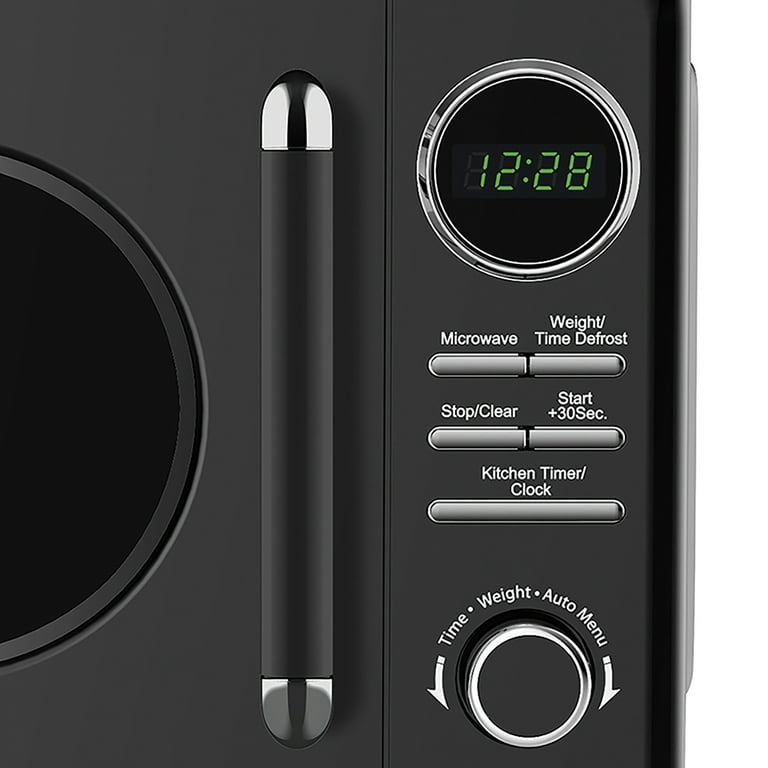 700 Watt Dorm Microwave - Black - Magic Chef