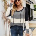 thumbnail image 2 of Blusa informal de manga larga con cuello en V y estampado de cuello en V para mujer Fridja  czfsfas6792, 2 of 3