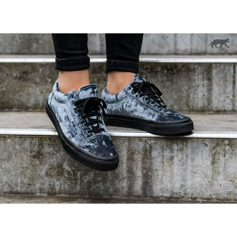 Vans Old Skool Velvet Gray Black Women s Skate Shoes Size 8