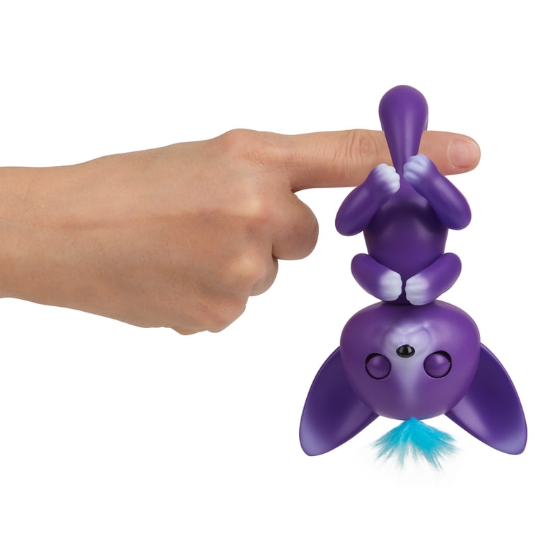 WowWee Fingerlings New Interactive Purple & Blue Baby Fox, Sarah