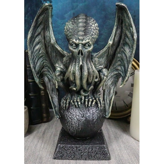 High Priest Great Old Ones Call of Cthulhu Sitting On Earth Globe Orb Figurine