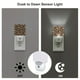thumbnail image 3 of Balery Heart Luz Nocturna LED con Sensor Automático, Enchufe con Sensor Crepuscular, Luz Suave de 0.5W para Dormitorio, Pasillo, Baño-US, 3 of 7