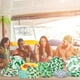 thumbnail image 5 of Servilletas y Platos Hawaianos Luau Tropicales para Fiesta de Cumpleaños de Verano, 5 of 6