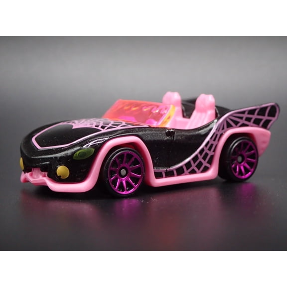 Open Box MONSTER HIGH GHOUL MOBILE CONVERTIBLE SPORTS CAR 1:64 HW SCALE DIECAST MODEL CAR