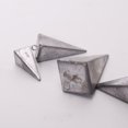 thumbnail image 2 of Colgante de plomo en forma de pirámide, colgante de triángulo, colgante de plomo de cuatro esquinas, suministros de pesca con anillo, posicionamiento submarino, pesca en el mar, 2 of 5