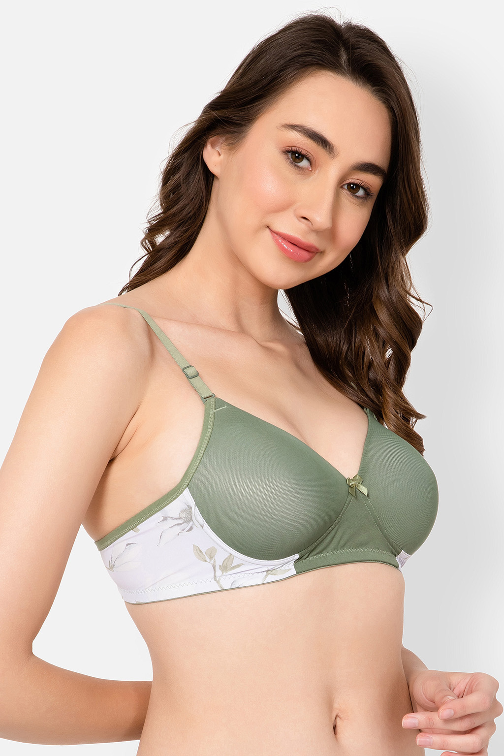 Clovia Padded Non-Wired Full Cup Multiway T-shirt Bra in Mint Green 