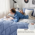 thumbnail image 3 of Juego de edredón Bedsure Queen, reversible, azul infinito, 7 piezas, 3 of 7