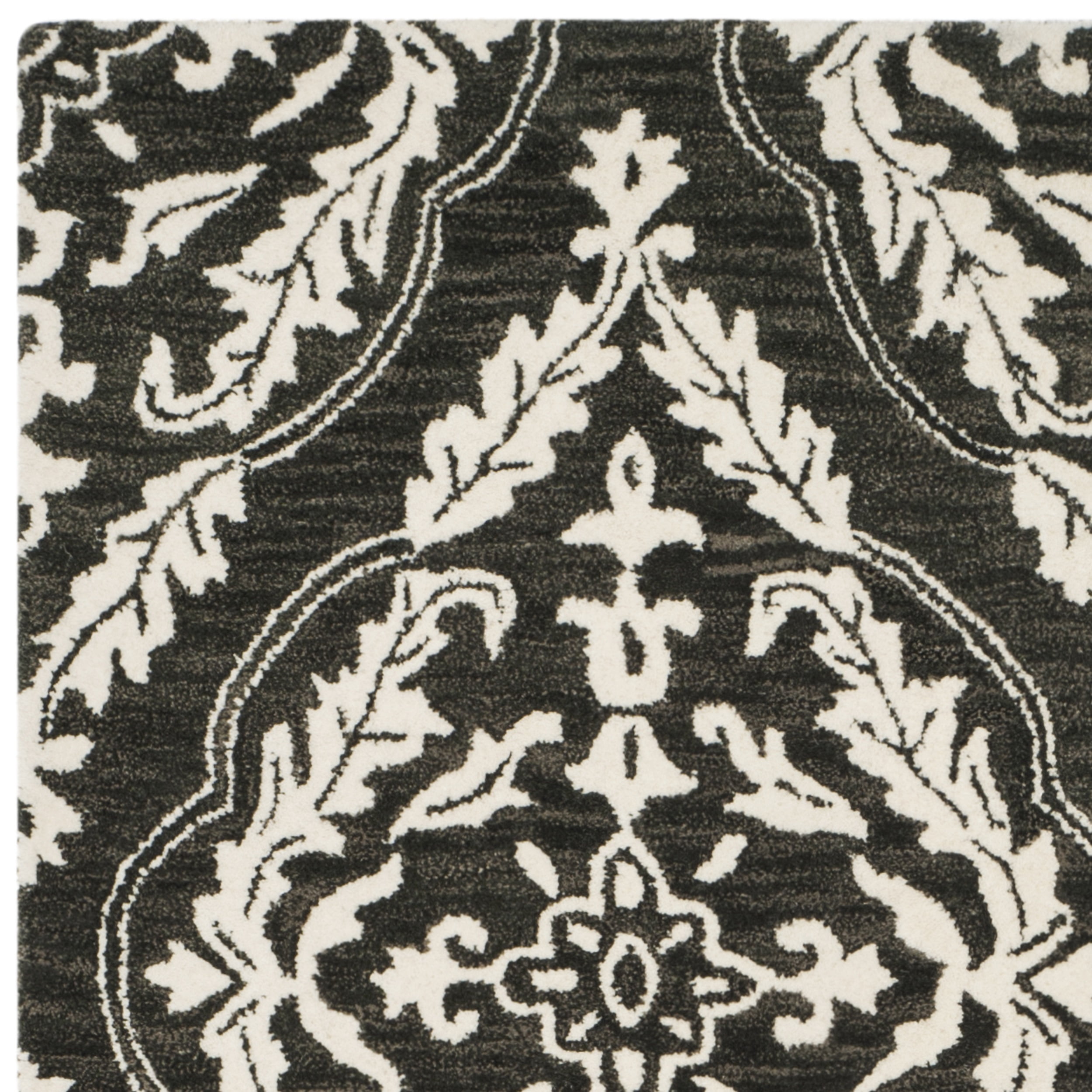 SAFAVIEH Blossom Frieda Damask Floral Wool Area Rug, Charcoal/Ivory, 5' x 8'
