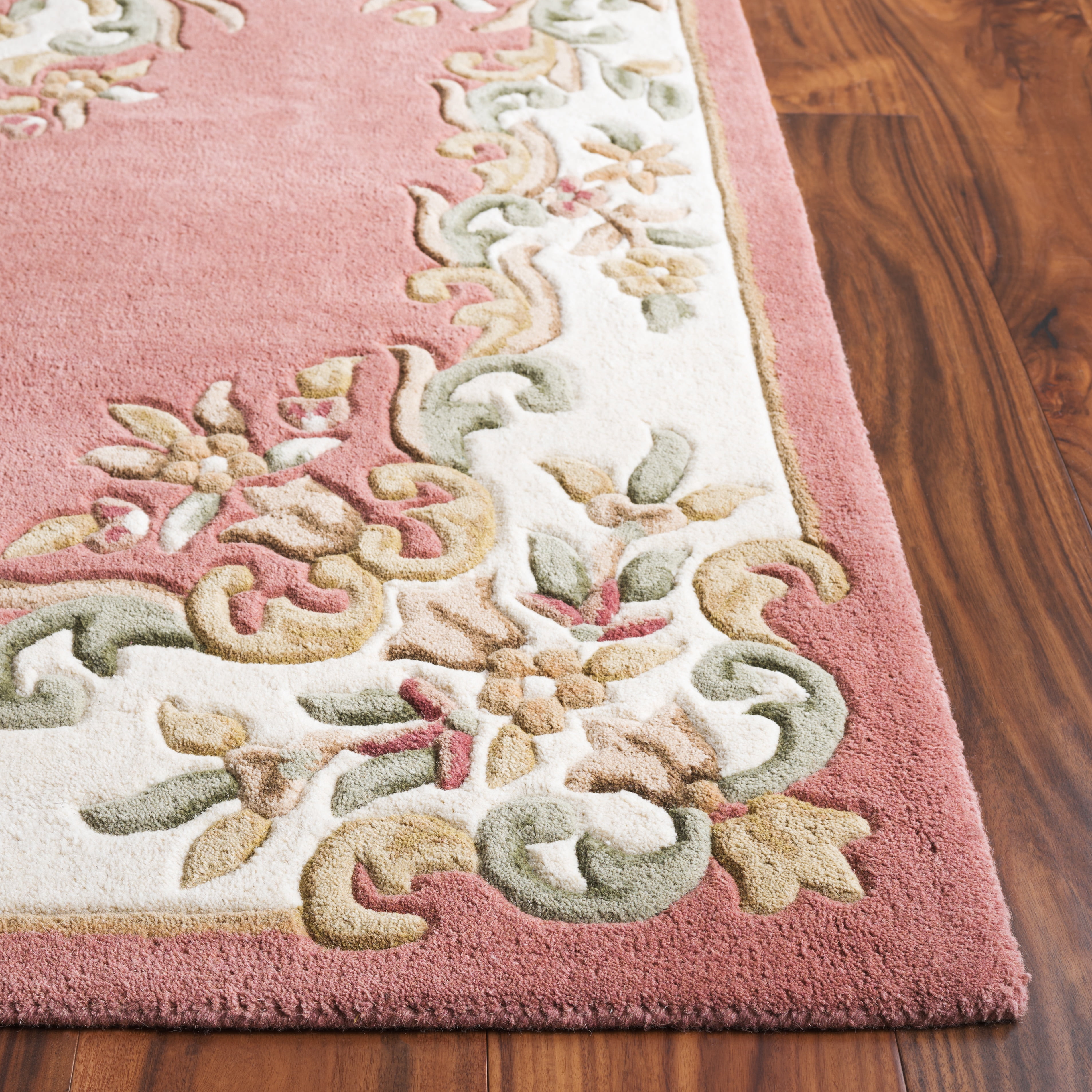 SAFAVIEH Aubusson Albus Medallion Area Rug, Pink/Ivory, 5' x 8'