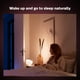 thumbnail image 4 of Lámpara de mesa inteligente Philips Hue Iris Gold con color Ambiance, 4 of 9