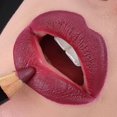 thumbnail image 4 of Lápiz Labial Lord & Berry Maximatte Crayon 3409 Younique 1.7 mL, 4 of 6