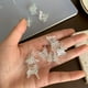 thumbnail image 5 of 10 mini pinzas para el pelo de mariposa transparentes para niñas, de resina, 1,8 x 1,8 cm, accesorios multifuncionales y prácticos para crear peinados bonitos y encantadores., 5 of 5