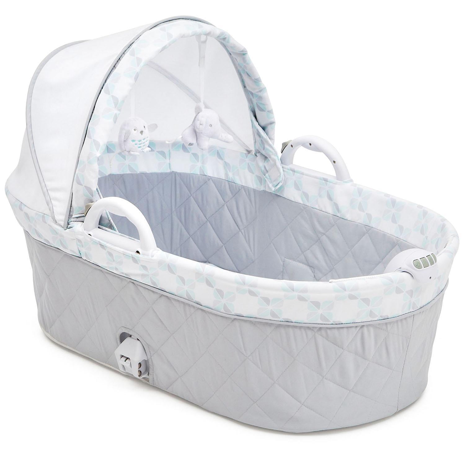 delta moses bassinet