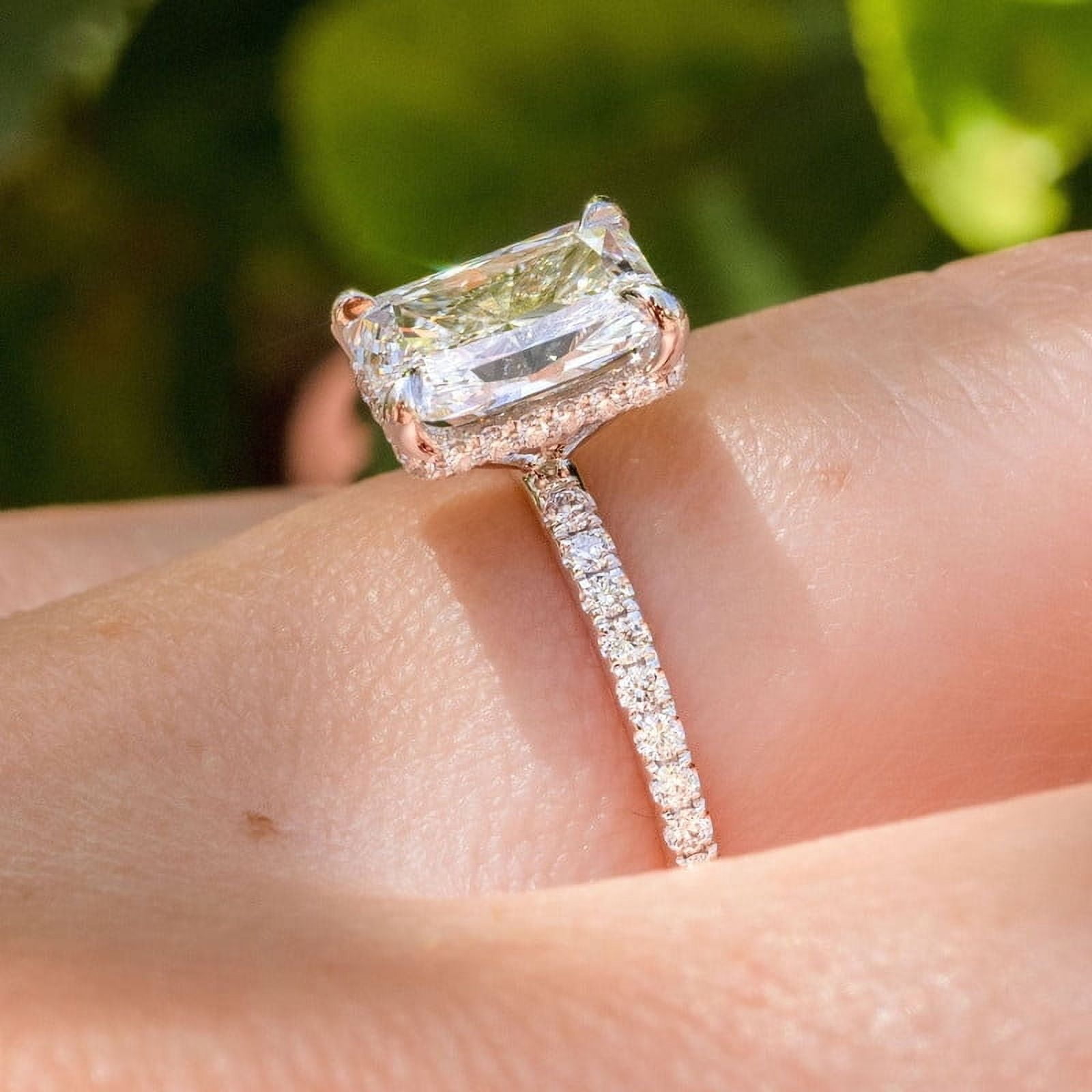 solitaire jewels 2.5CT Radiant Moissanit Hidden Halo Engagement Ring For Women, 14K White Gold
