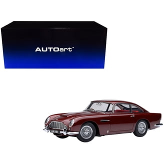 Aston Martin DB5 RHD (Right Hand Drive) Birch Silver 007 James