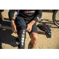 thumbnail image 4 of G-Form Pro X3 Genouillère, Noir, Adulte Moyen, 4 of 10