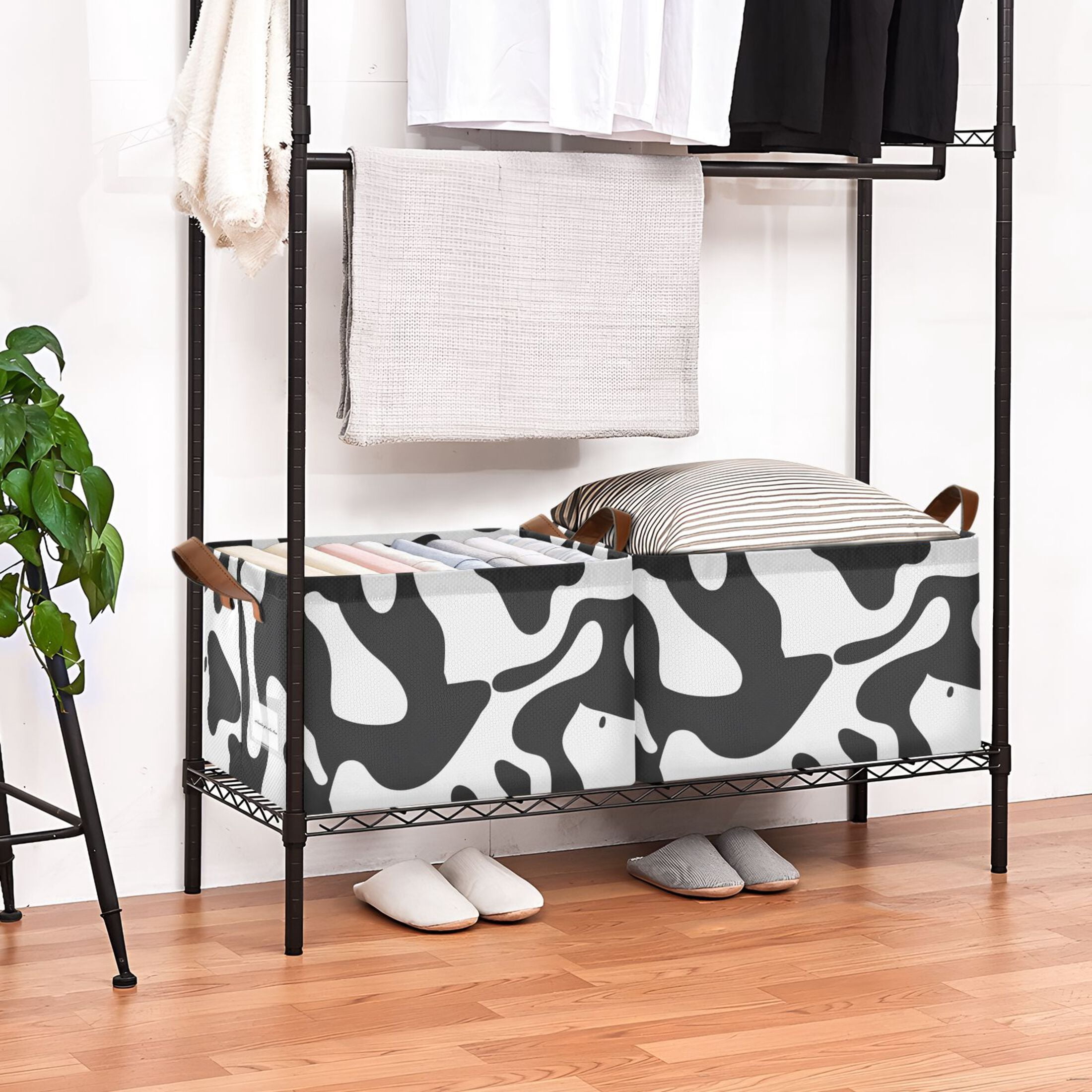 Ryvnso Black and White Graffiti Storage Bins Large Basket Foldable Cube Toys Organizer with Handles 2 PCs