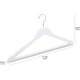 thumbnail image 4 of Juego de 10 varillas de madera para ropa y trajes, color blanco., 4 of 4
