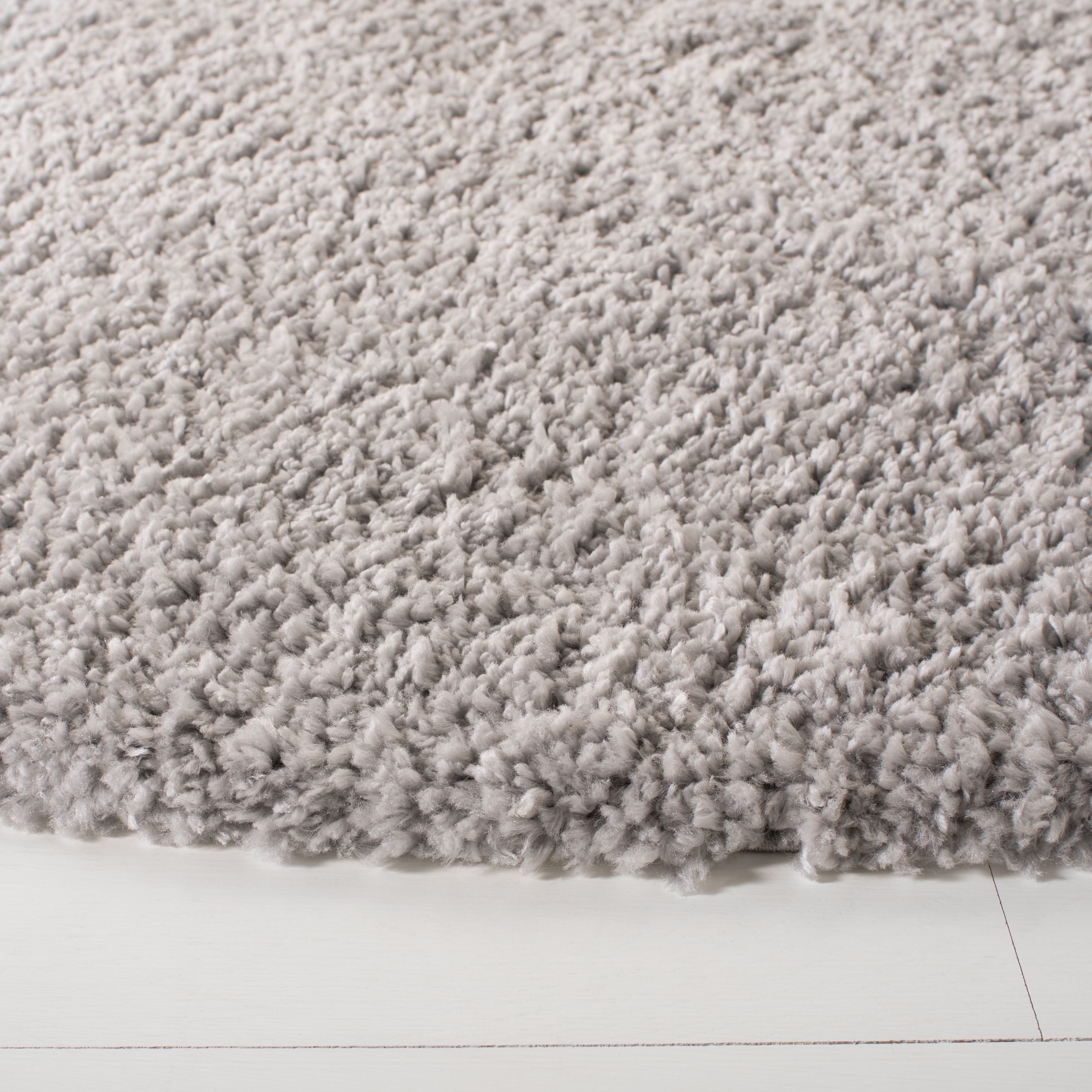 Safavieh Fontana Jamie Solid Shag Area Rug, Gray, 3' x 3' Round
