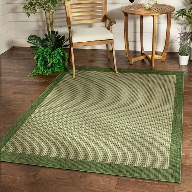 Well Woven Medusa Odin Green Solid & Striped Border Indoor/Outdoor 7'10