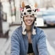 thumbnail image 5 of Gorro de peluche con orejas de vaca, cálido y con cuerno de vaca, decorativo para mujer., 5 of 7