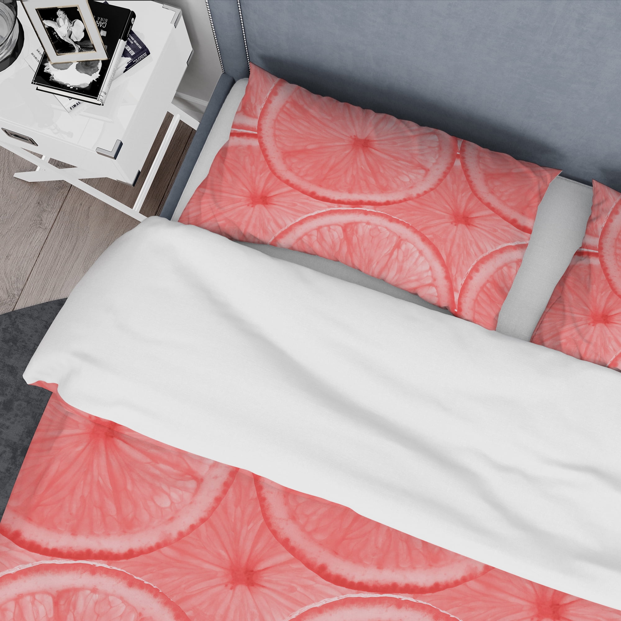 Designart 'Coral Grapefruit Slices' Mid-Century Modern Duvet Cover Set