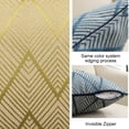 thumbnail image 3 of Almohada ondulada de jacquard sólido simple y moderna, 3 of 6