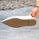 thumbnail image 5 of Zapatos Casuales de Negocios de las Mujeres Punteado Pie Plana Mochilas, Tacones Blancos Punteados Inspirados en Cuero Patente Deslizamiento Ons, 5 of 9