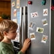 thumbnail image 5 of Paquete de 10 Marcos Magnéticos de Acrílico Festoneados para Refrigerador, de 2,36 X 3,54 Pulgadas, de Doble Cara, para Fotos con Imán., 5 of 5