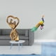 thumbnail image 2 of Figura De Pareja, Estatua, Recuerdo, Regalo Para Enamorados, Escultura, Adorno De San Valentín Para Aniversario, Novia, Familia, Escultura De Pavo Real, Figura Decorativa, Adorno De Jardín,, 2 of 8
