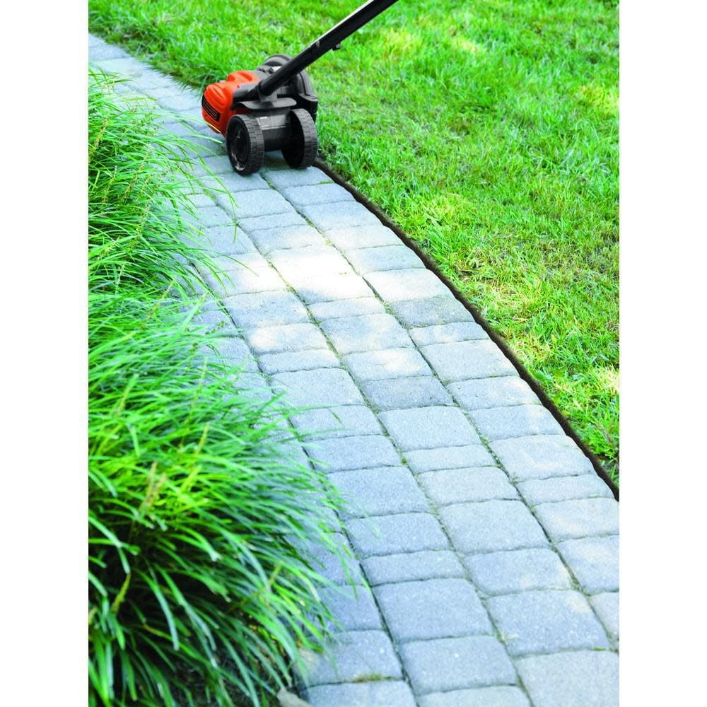 BLACK+DECKER 2-in-1 Landscape Edger and Trencher LE750 - 12 Amp Corded Electric