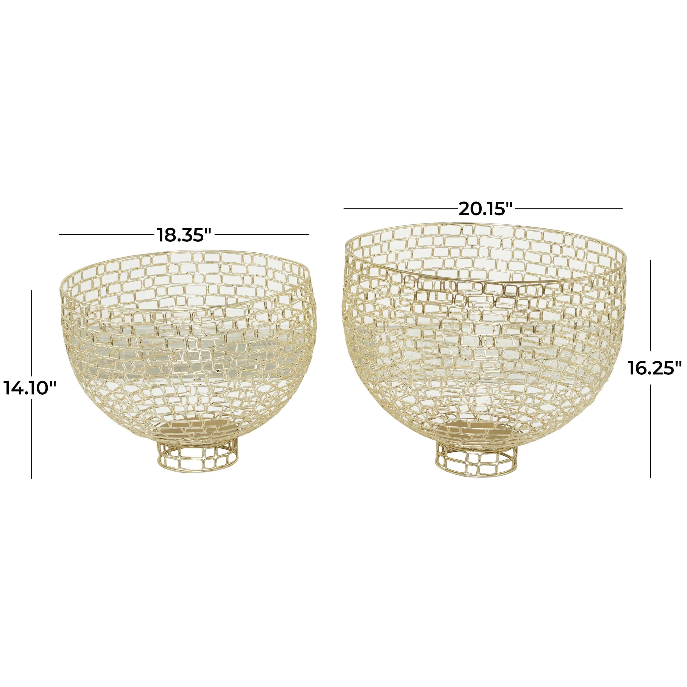 DecMode 18", 20"W Round Gold Metal Decorative Bowl with Chain Link Patterns, Set of 2