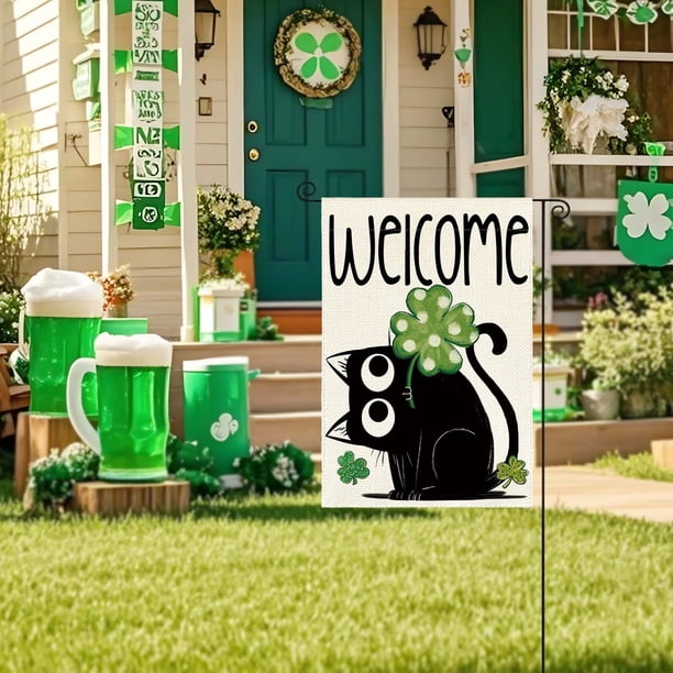 Bandera de jardín del Día de San Patricio de cuatro hojas Un jardín